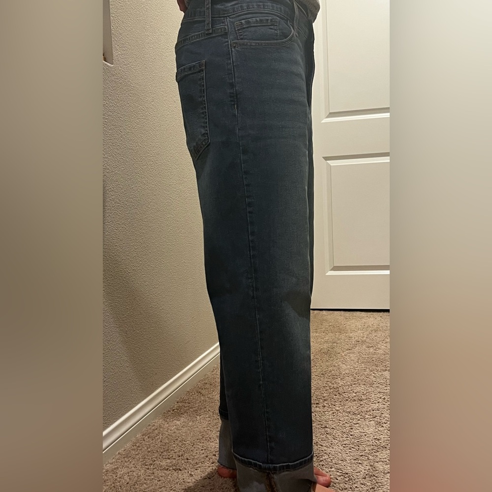 JESSICA SIMPSON CUFFED JEANS - Picture 5 of 5